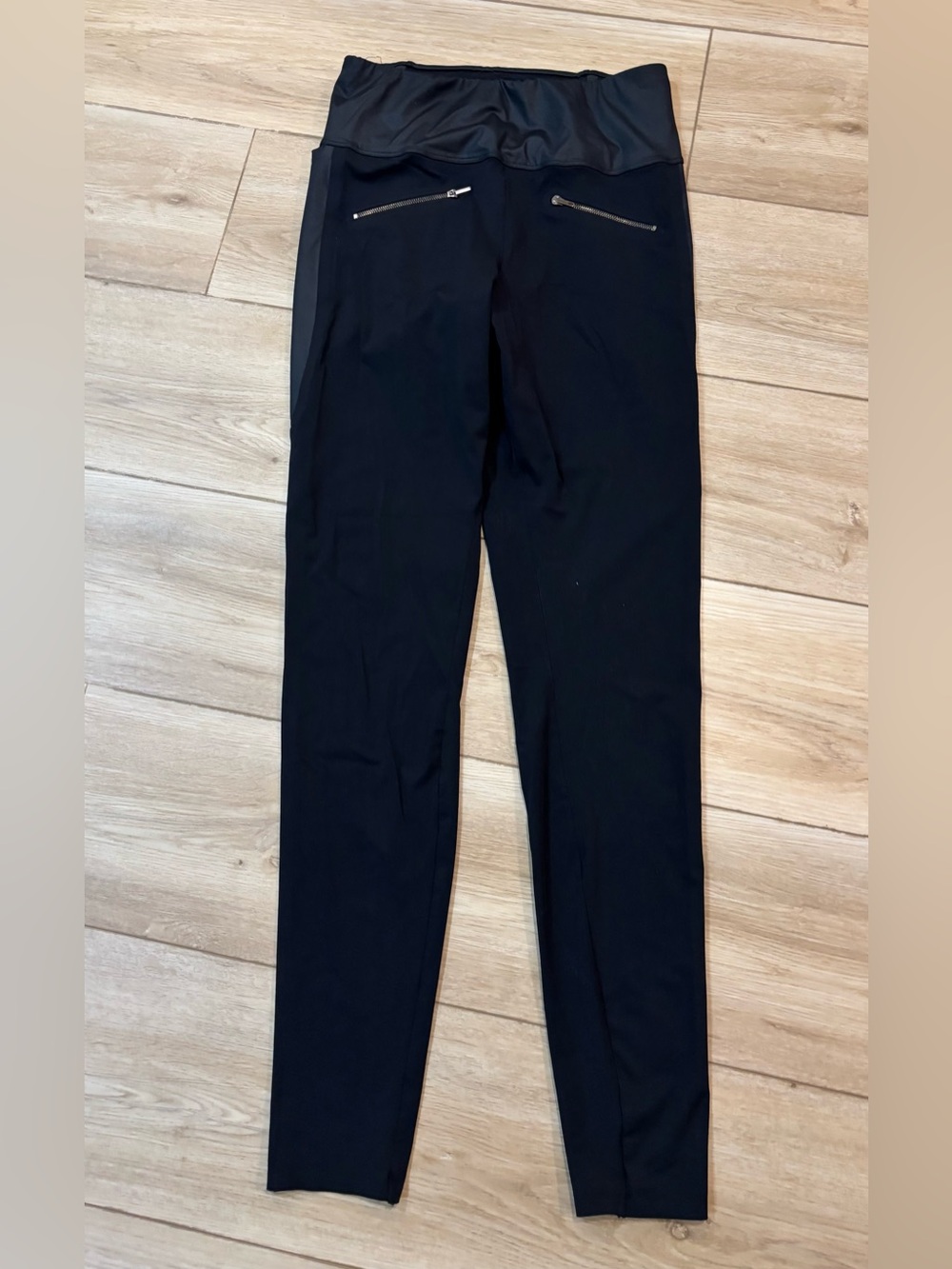 A Day Throw it Higher Leggings Small Black
